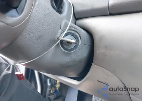 2006 Toyota Camry Le z USA, uszkodzony, nr VIN 4T1BE32K16U701993